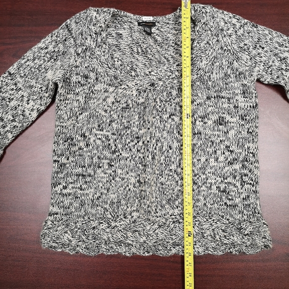 Top - Picture 6 of 7